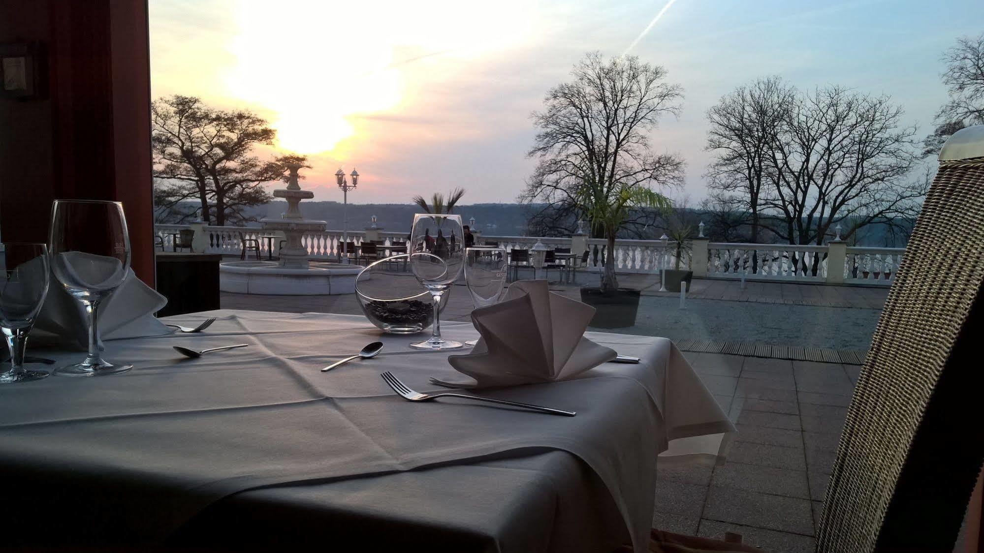 Hotel Resort Maerkisches Meer Diensdorf-Radlow Екстер'єр фото
